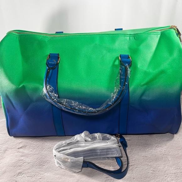 Fashion Duffle Bag Hombre Style NWOT - Picture 7 of 9